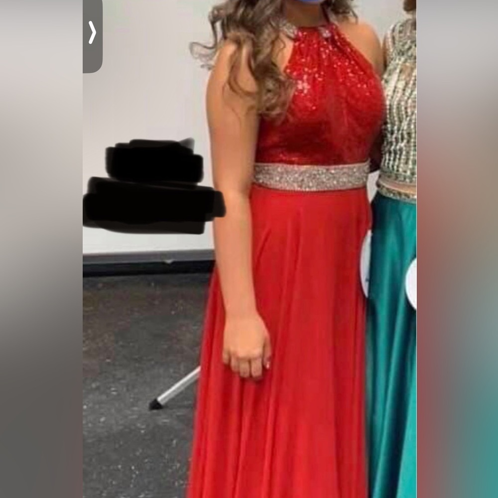 Red prom/pageant dress